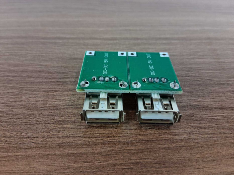 Y092 Moduł Przetwornica DC-DC 2.0-5V Na 5V USB (2 Sztuki)
