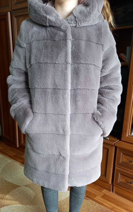 Шуба з капюшоном