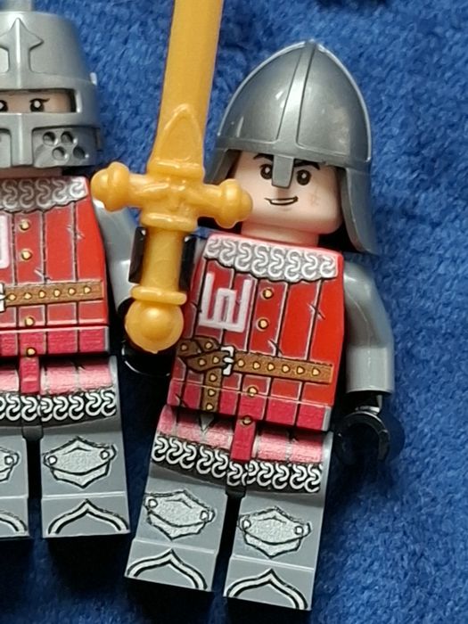 4 figurki rycerzy. Pasują do Lego i Cobi. Cena za zestaw #3