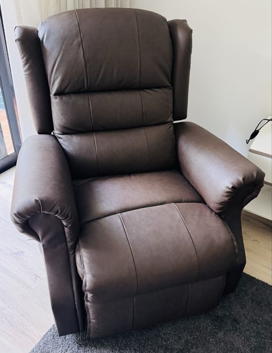 Poltrona de massagens nova