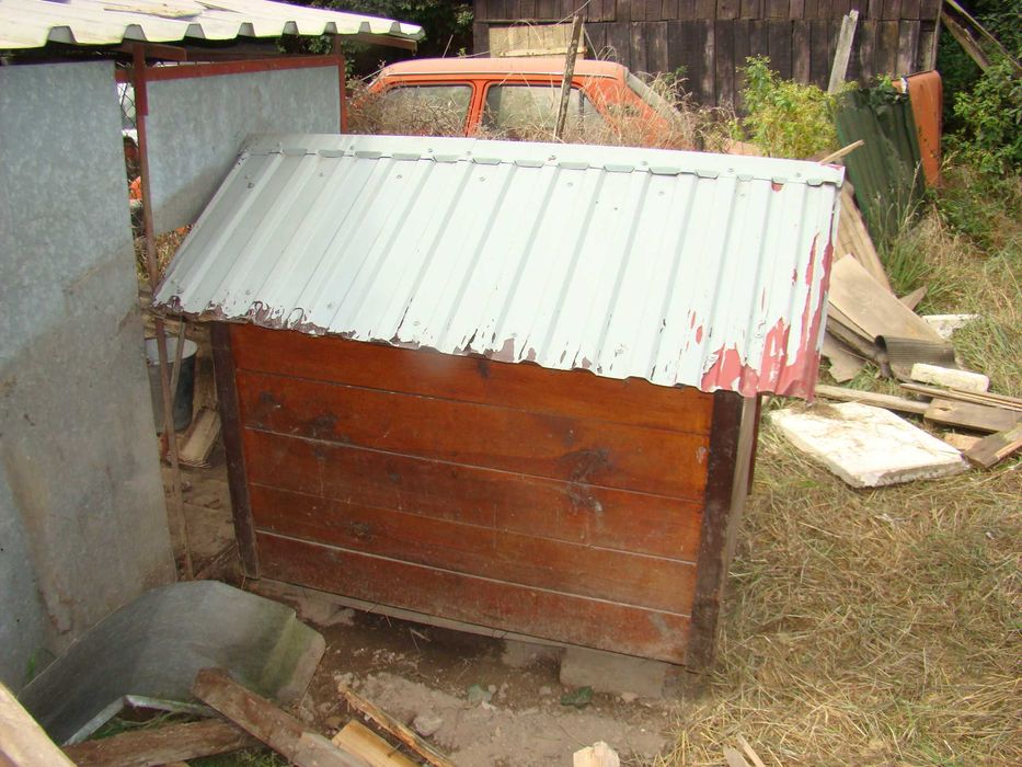 Buda dla psa używana