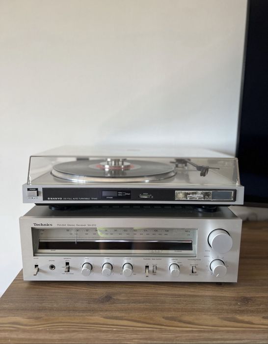 Gramofon Sanyo/Amplituner Technics/Głośniki Infinity