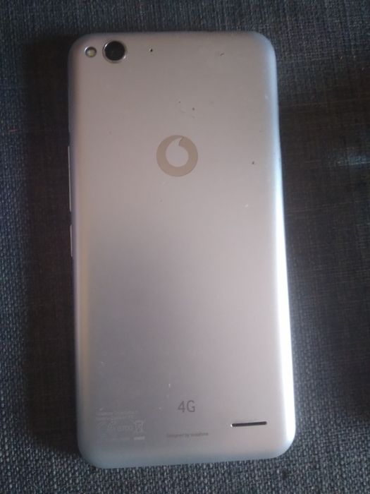 Vendo telemóvel vodafone