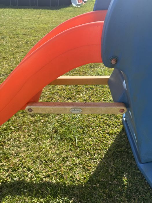 Escorrega Little Tikes