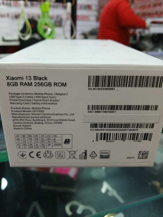 Xiaomi 13 usado mas como novo. 350€