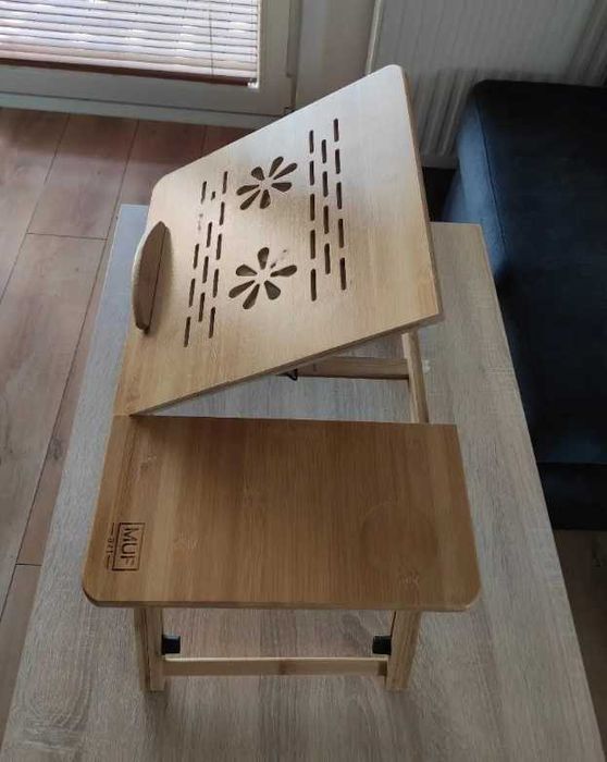 Столик для ноутбука з вентиляцією