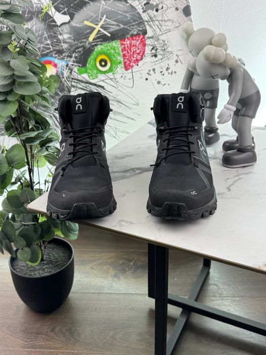 Зимові ботінки On Cloudrock Waterproof 42.5 розмір Е17461