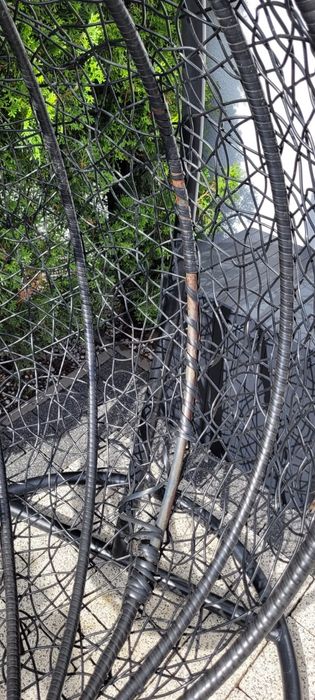 Stojak z fotelem wiszącym ogrodowy+poduszki