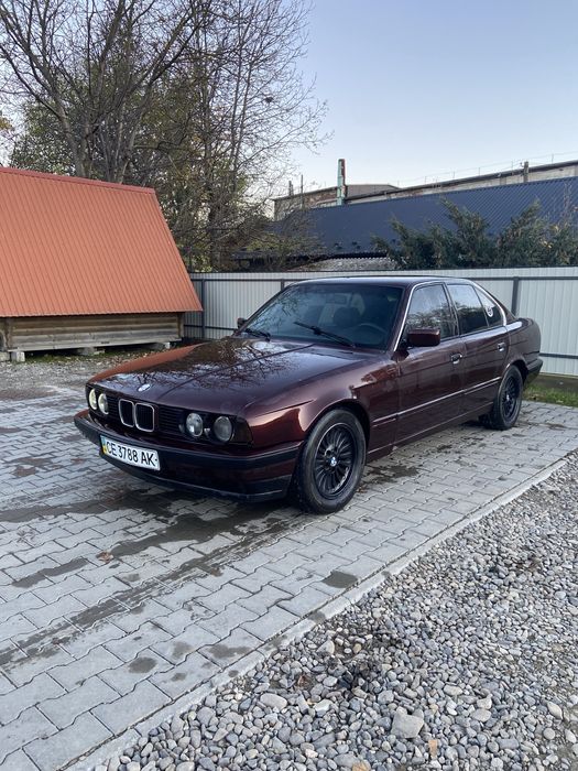 Продам е34 м51 гарний стан