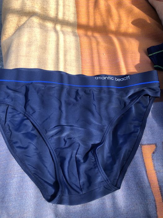 Продам новые плавки плавательные