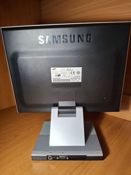 Монітор Samsung 15” 152S R з динаміками