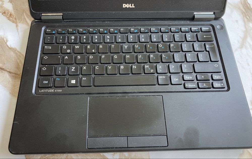 Dell Latitude E7250 12,5” i5 16/512 Win11 Pro