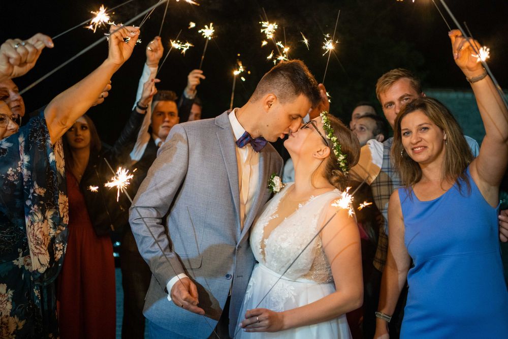 Filmowanie i fotografia-wesela, 18-stki,  fotobudka, ciężki dym