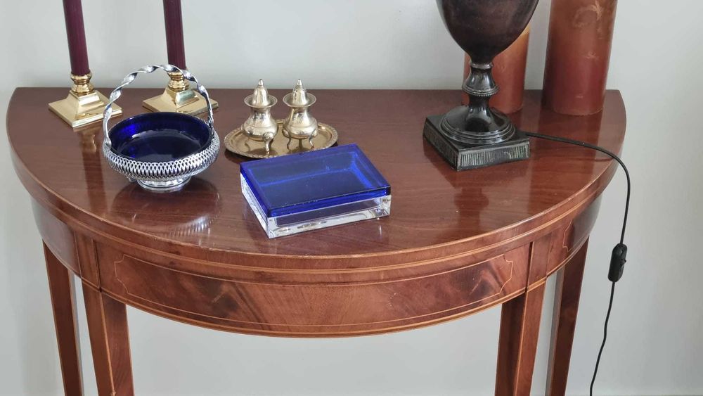 Mesa de jogo / consola meia-lua em madeira com feltro verde