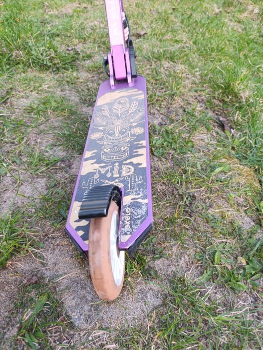 Hulajnoga Oxelo Mid 9 z Decathlonu