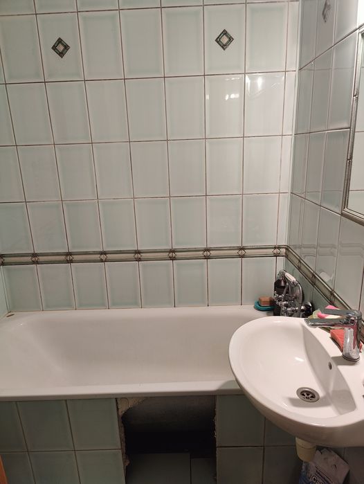 Здаю кімнату в квартирі для 1 хлопця  вул Кобилиці(без власників)