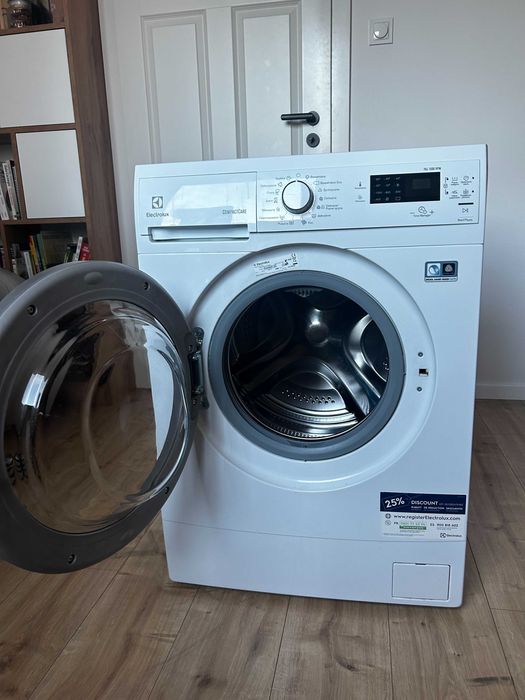 Pralka Electrolux CompactCare 7 kg / 1000 obr. – sprawna, zadbana