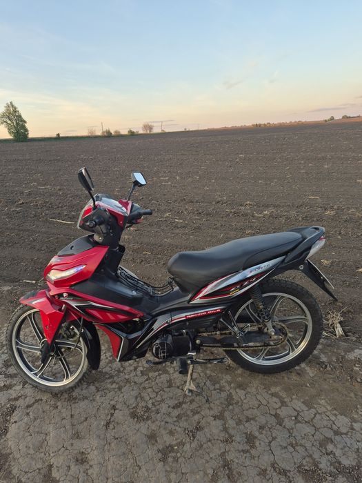 Продам мотоцикл forte 125( актів,напівавтомат)