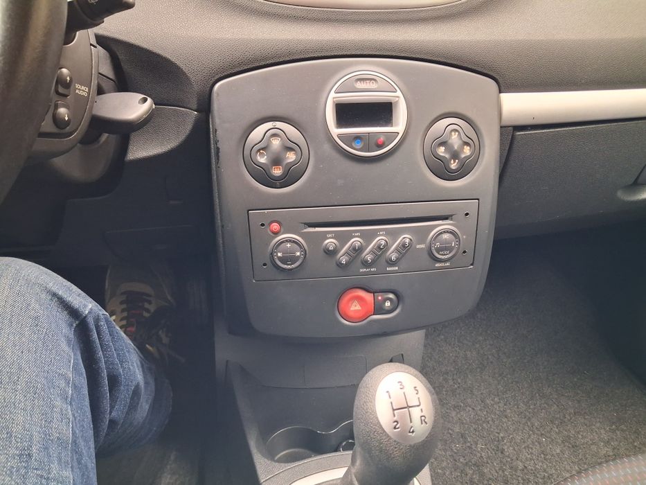 Renault clio 1.5 dci