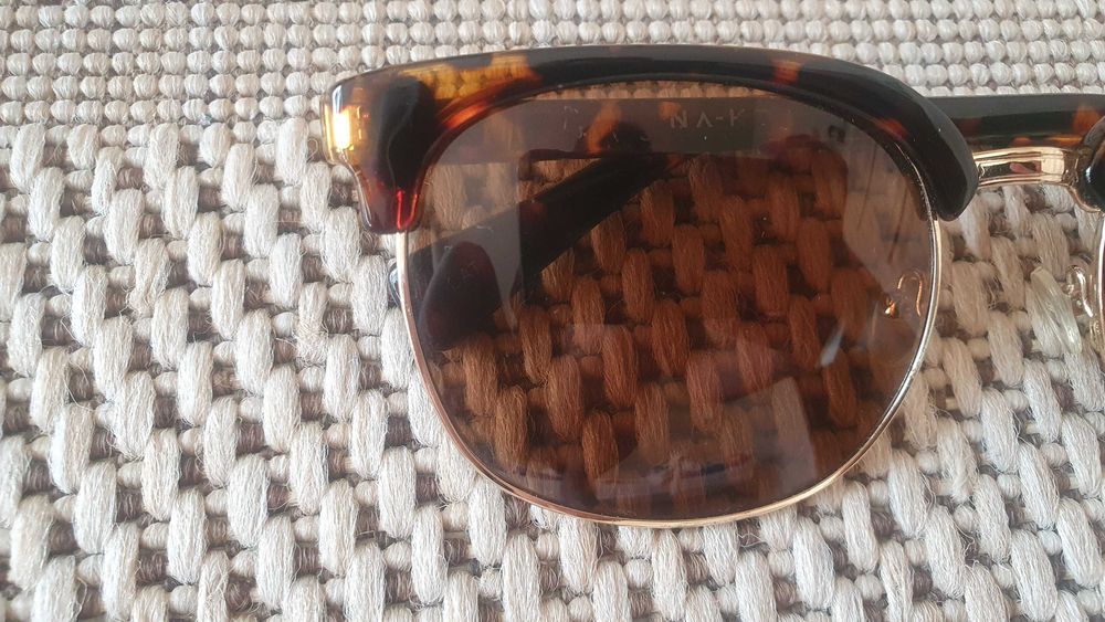 brązowe okulary przeciwsłoneczne na-kd