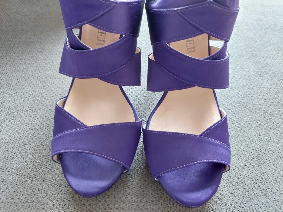 Buty szpilki Deni Cler 37 stan idealny