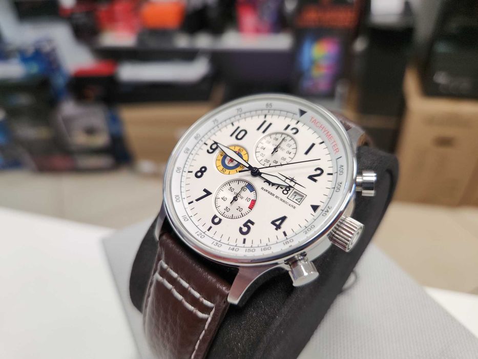 Zegarek AVI-8 Hawker Hurricane Classic Chronograph