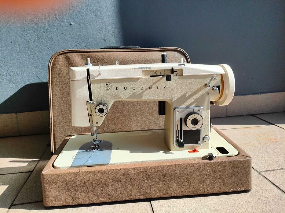 Maszyna do szycia Łucznik