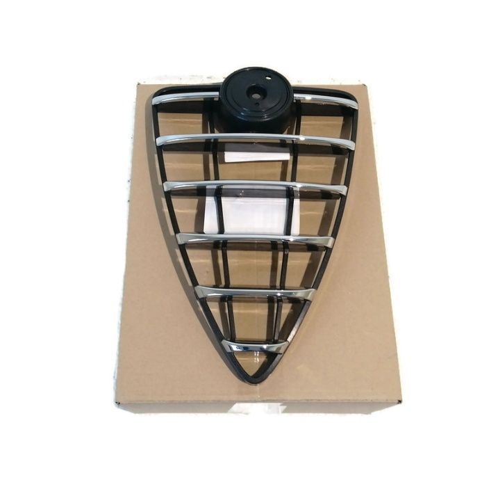 ALFA ROMEO MITO 13- atrapa chłodnicy grill