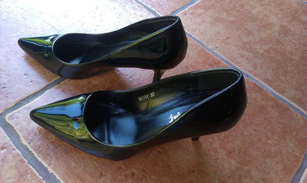 Buty, szpilki, czółenka, 37 nowe