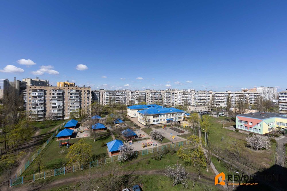 Продаж 1 кім БЕЗ % вул. Героїв Полку Азов 3а м. Оболонь 10 хв пішки