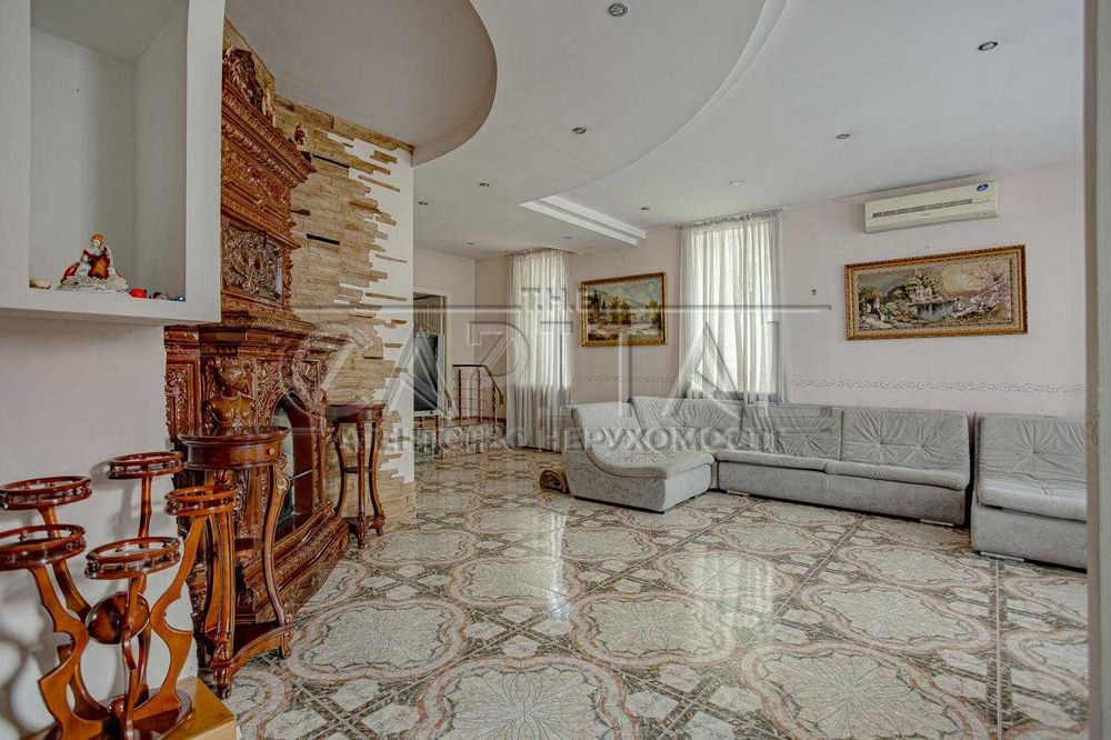 Аренда дома с газом Осокорки, 9 комнат, 7 спален, ул. Садовая