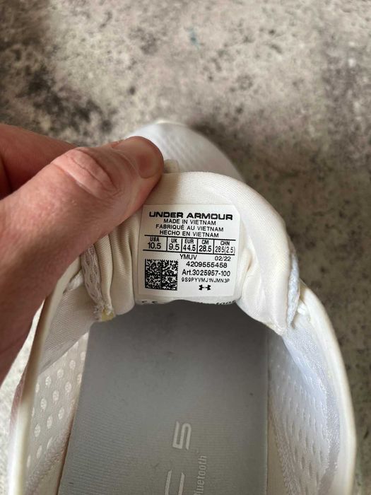 Кросівки Under ArmourHOVR Sonic 5 OPS 'White Camo' Б\У