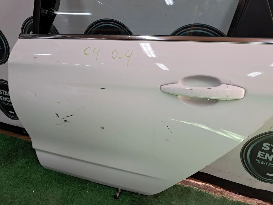 Citroen C4 Porta frente e tras esquerda 2010-2018