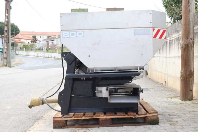 Distribuidor de Adubo DCM SW5 – Semi-Novo