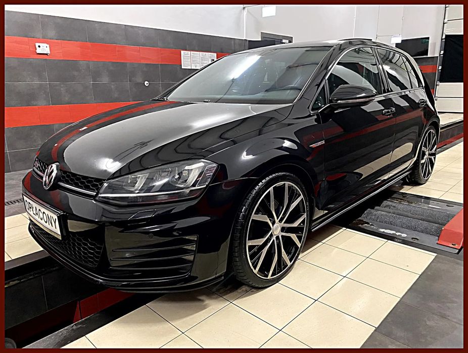 Volkswagen Golf wersja gtd automat ledy czujniki parkowania