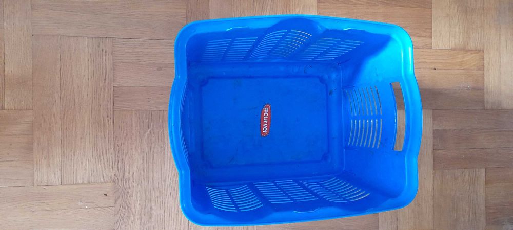 Kosz / pojemnik Curver - prostokątny, głeboki, stabilny