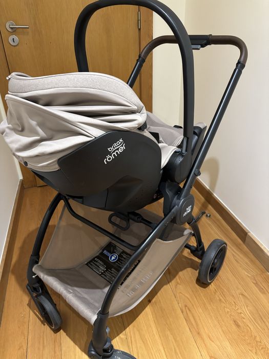 Carrinho Britax Rio + Base isofix + Ovo Britax