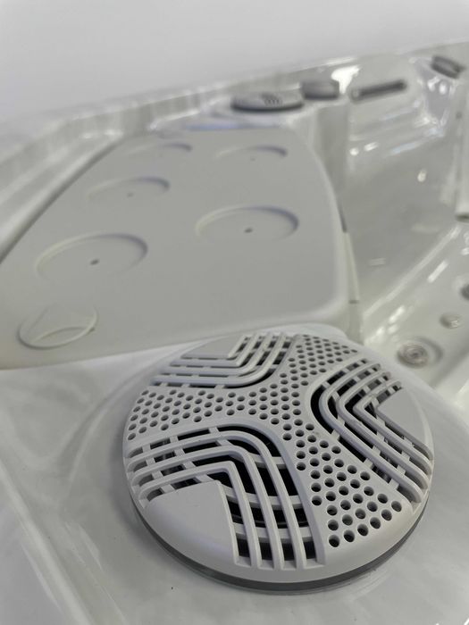 Całoroczne Jacuzzi Ogrodowe dla 5 osób Dynasty - Holenderska Marka