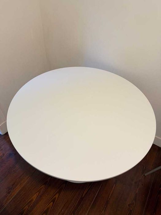 Ikea Docksta / Krylbo Table and 4 chairs, white white/Tonerud dark beige, 103 cm