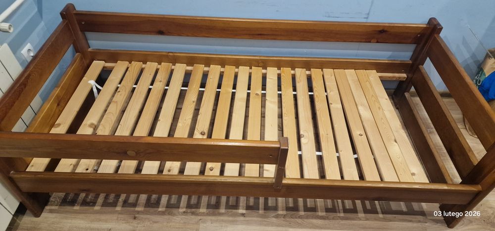 Łóżko drewniane materac gratis