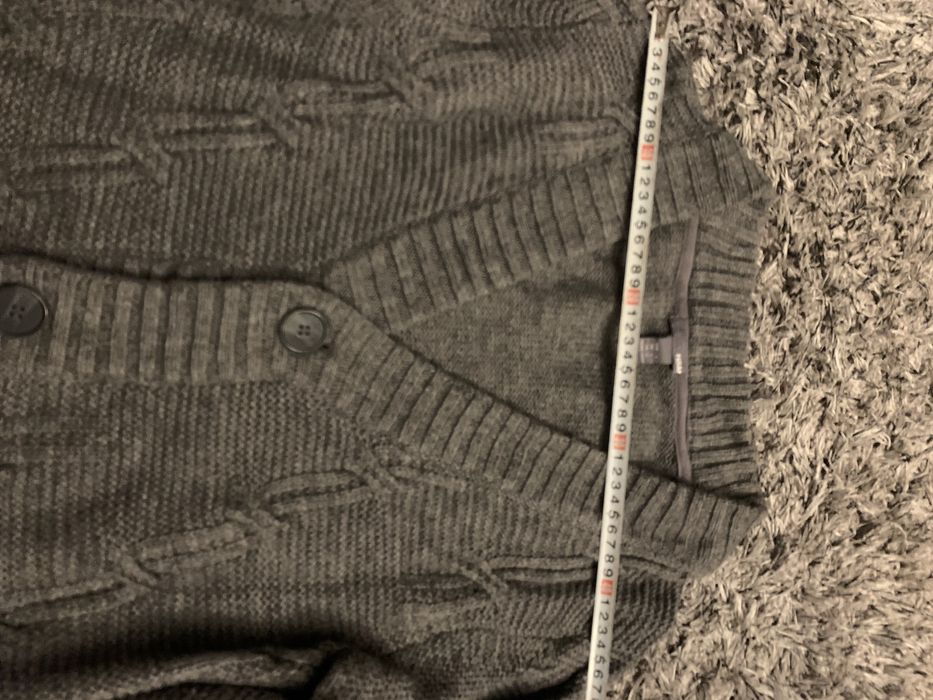 Sweter w rozmiarze L