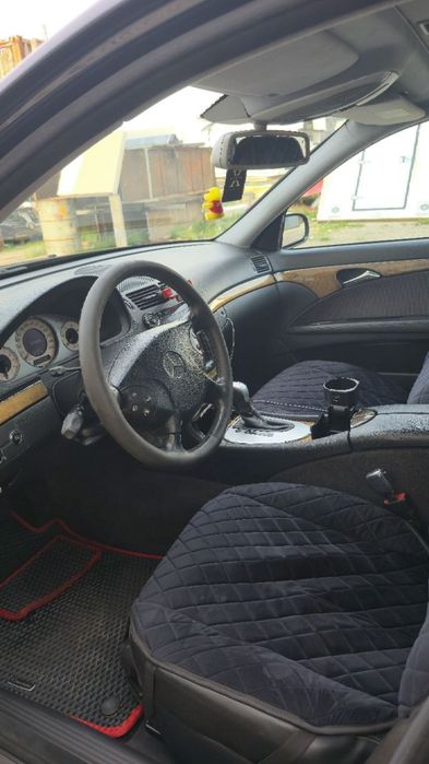 Продаю Мерседес w211