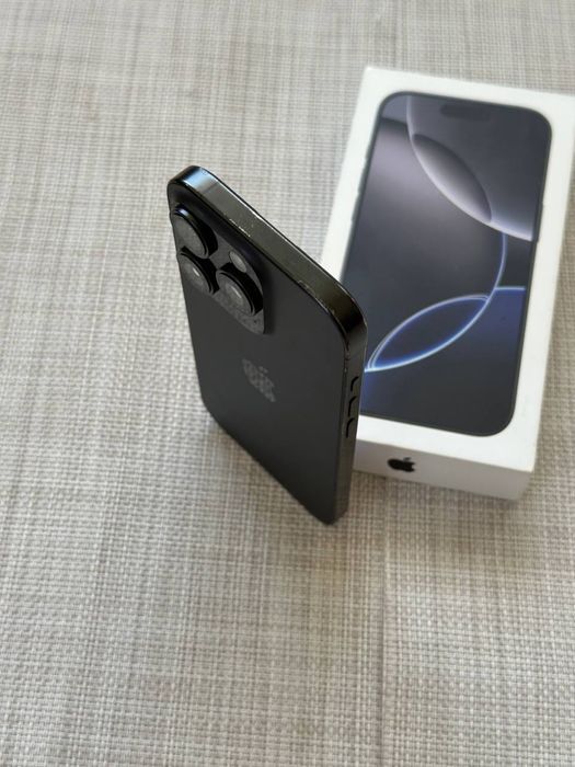 Продам IPhone 16 PRO 128 Neverlock