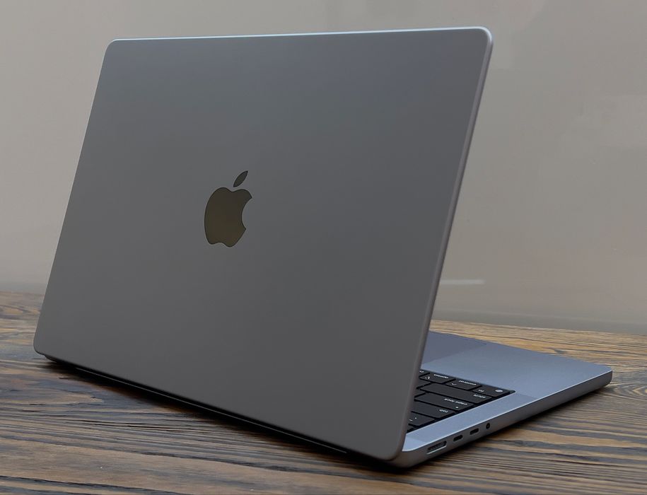 MacBook Pro 14 M1 Pro 16/1Tb Space Gray (MKGQ3) Магазин Гарантія
