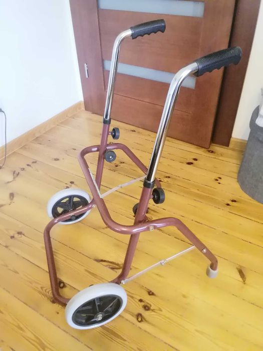 Podpórka dwukołowa, balkonik, chodzik - sprzedam