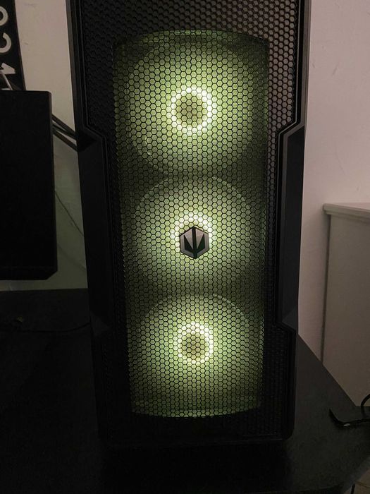 Komputer Gamingowy + Klawiatura Mechaniczna | RTX 3060 | Ryzen 7 | 32GB RAM