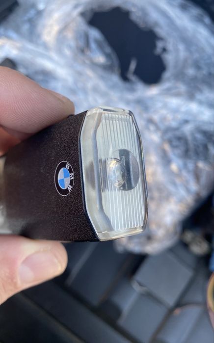 Ліхтар  бардачка bmw е53, е39, е38, е46,е60 (фонарик в бардачок ) bmw e53, e38, e46, e39, е90, е60 стан ідеал та оригінал