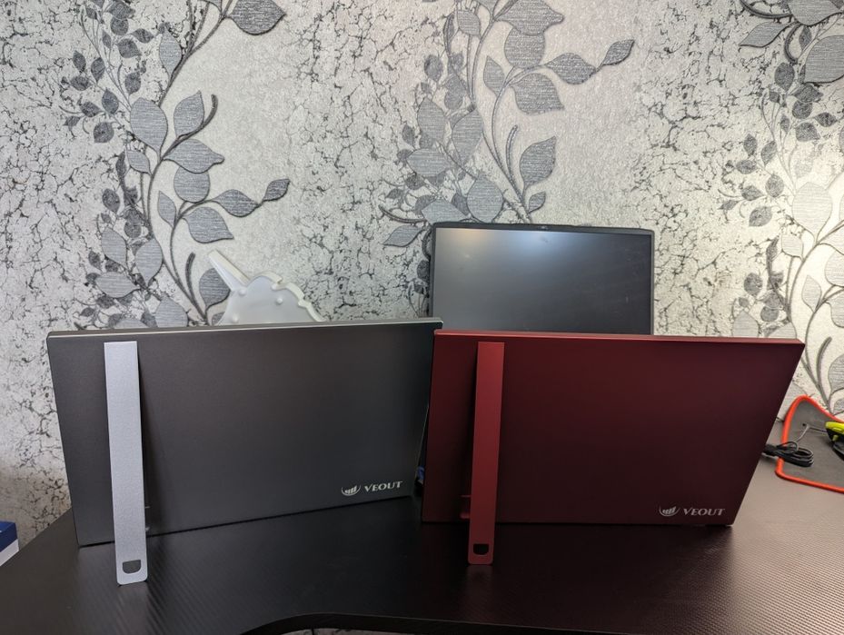 Портативний монітор Veout 16"