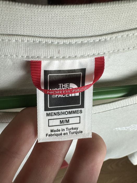 Футболка The North Face