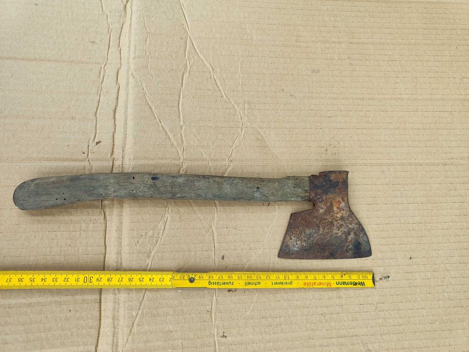 Zabytkowa, bardzo stara mini siekiera - RZADKOŚĆ